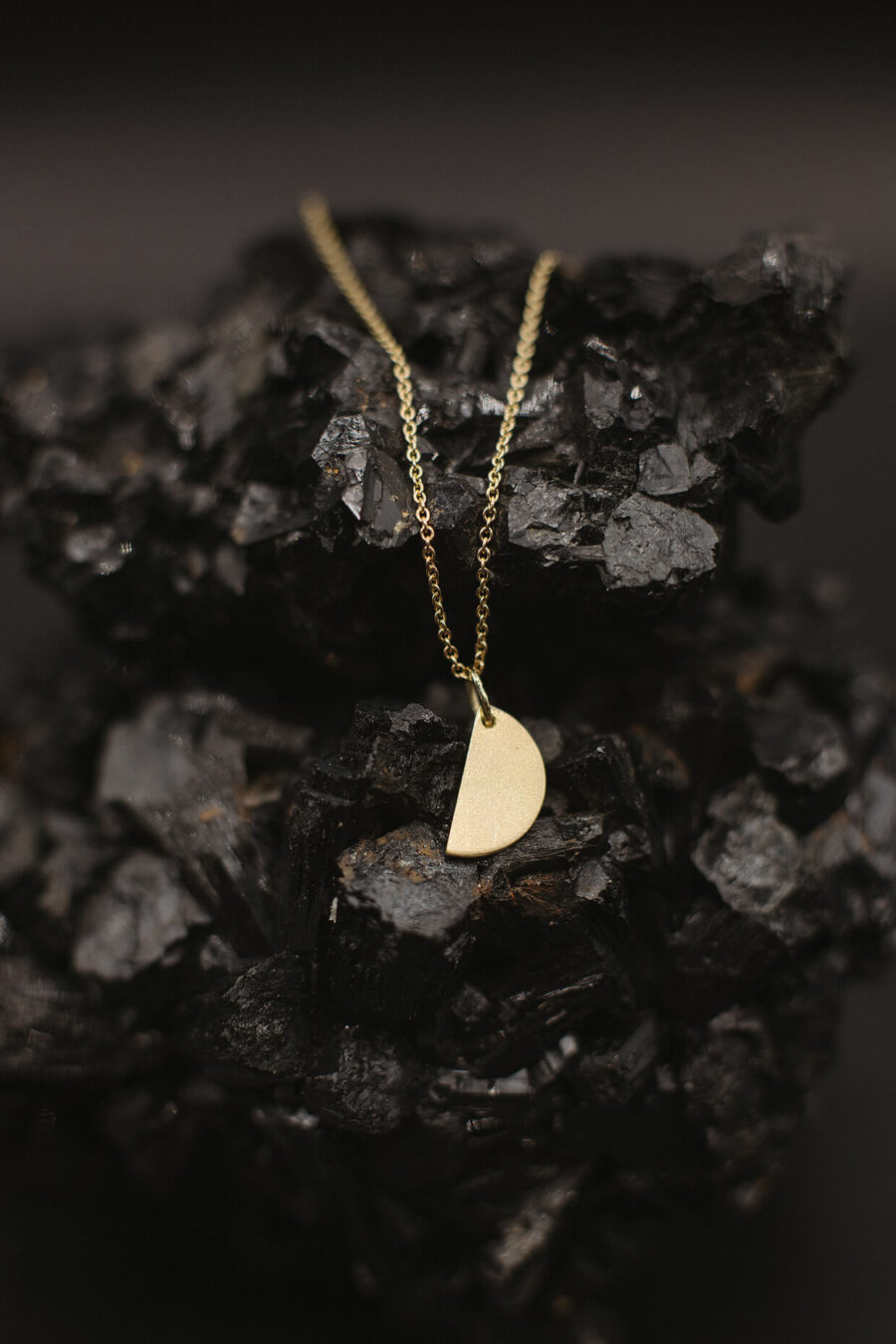 Goldcircus-Half-Plate-Halskette-Gelbgold