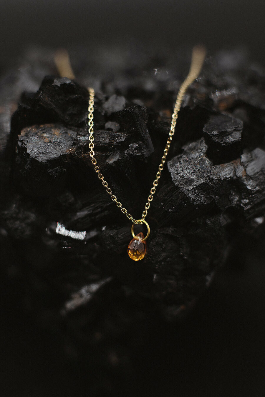 Goldcircus-Saphir-Halskette-Gelbgold