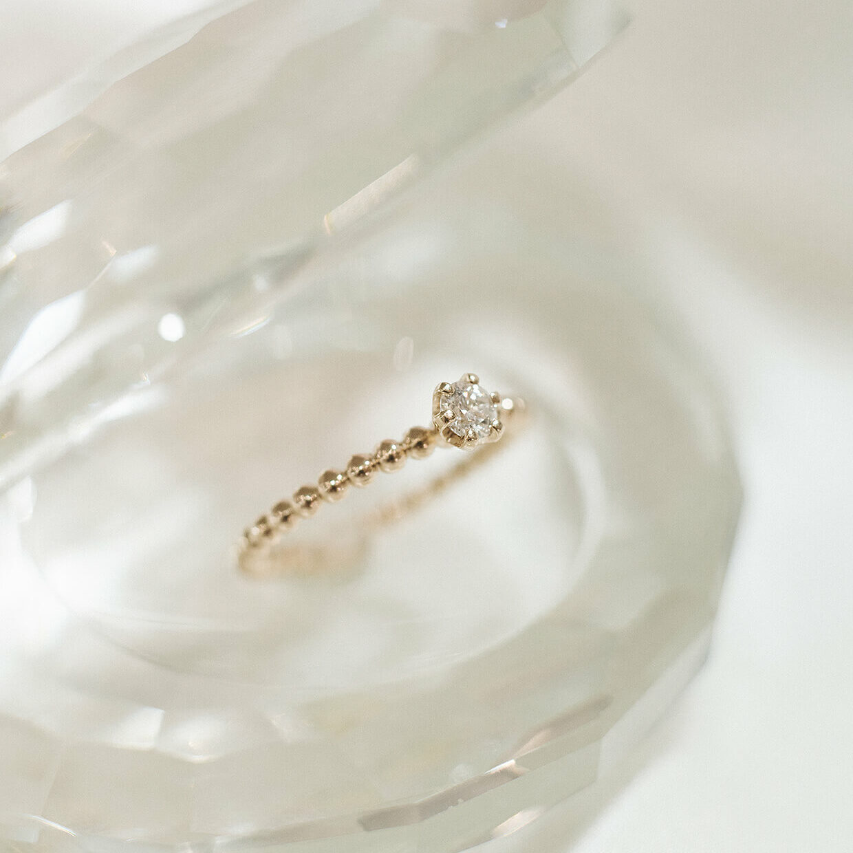 Goldcircus-Bubble-Crown-Ring-020ct-585Gelbgold-01