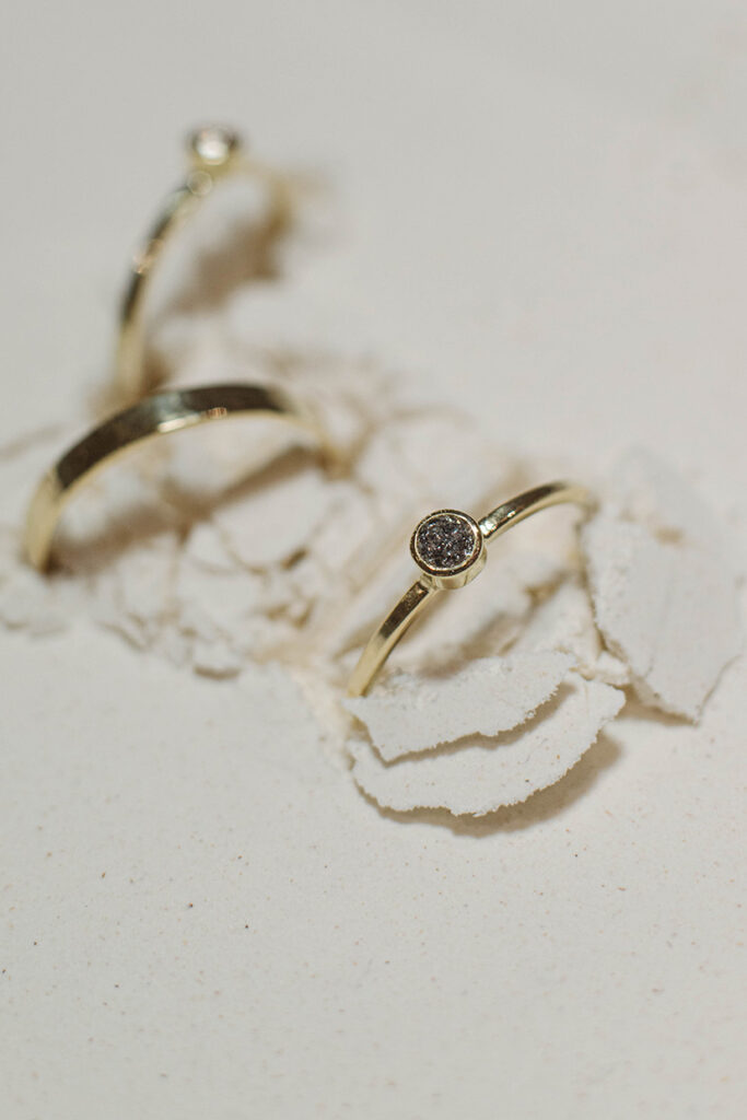 Goldcircus-Jewelry-Goldring-Brillant-SaltAndPepper-1